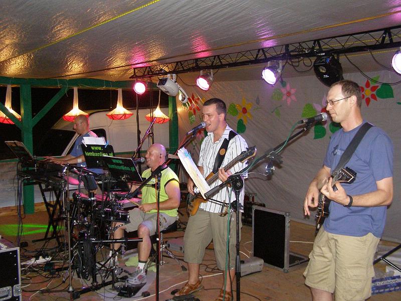 spot folk 07_253.jpg